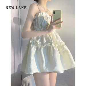 NEW LAKE夏日多巴胺女孩穿搭吊带连衣裙夏季小个子高级感气质仙女蓬蓬短裙